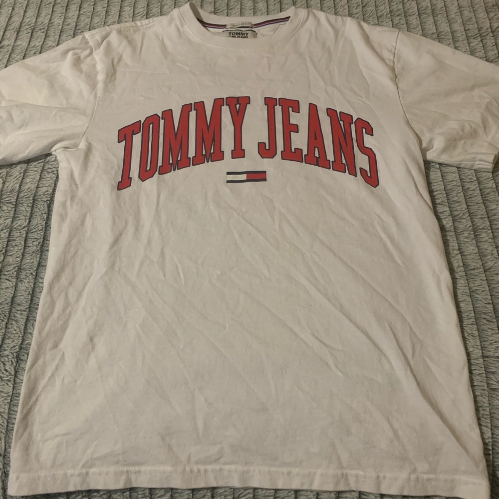 tommy jeans t-shirt